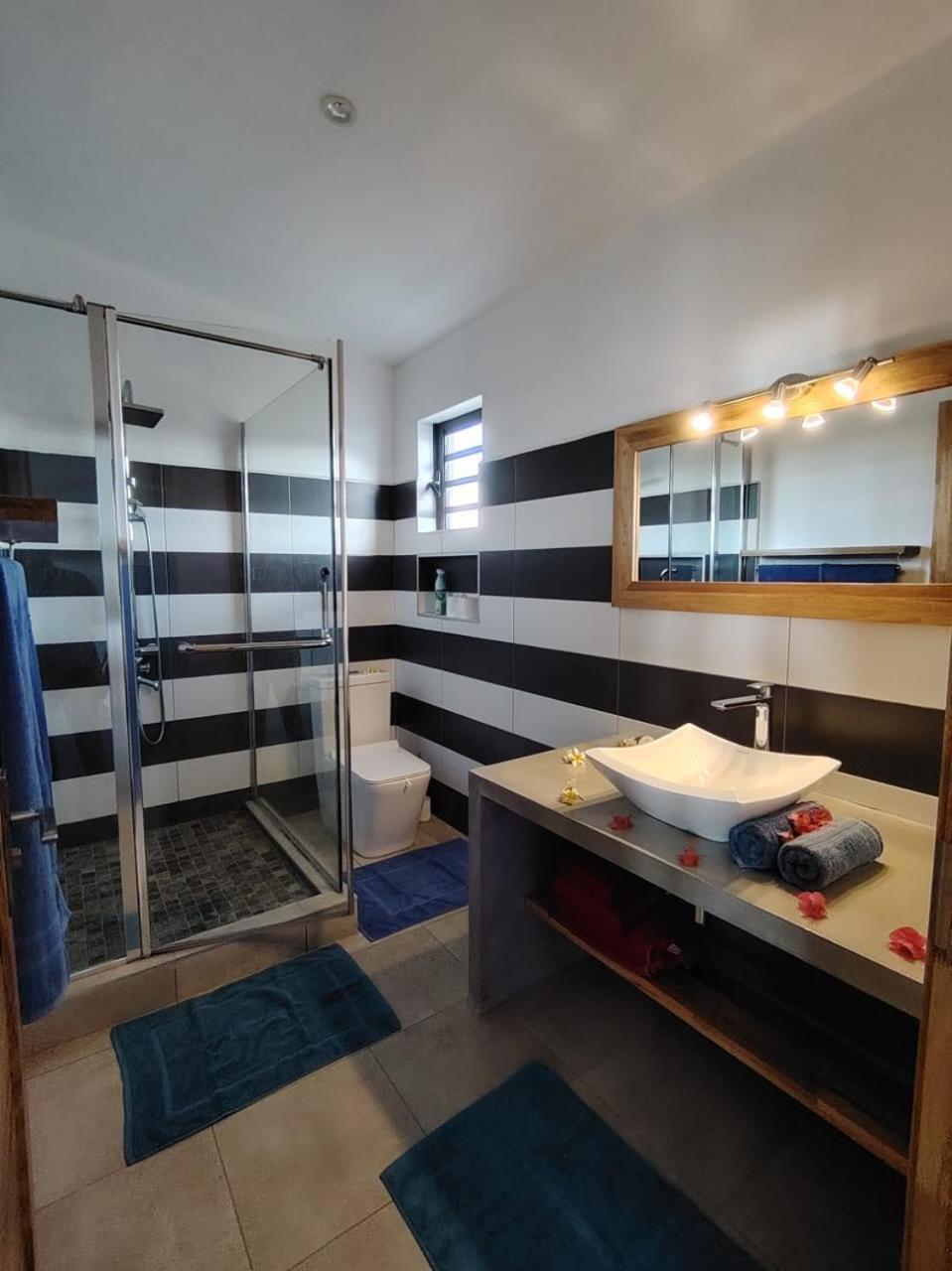Ferienwohnung Le P'Tit Bohneur Trou aux Biches Exterior foto